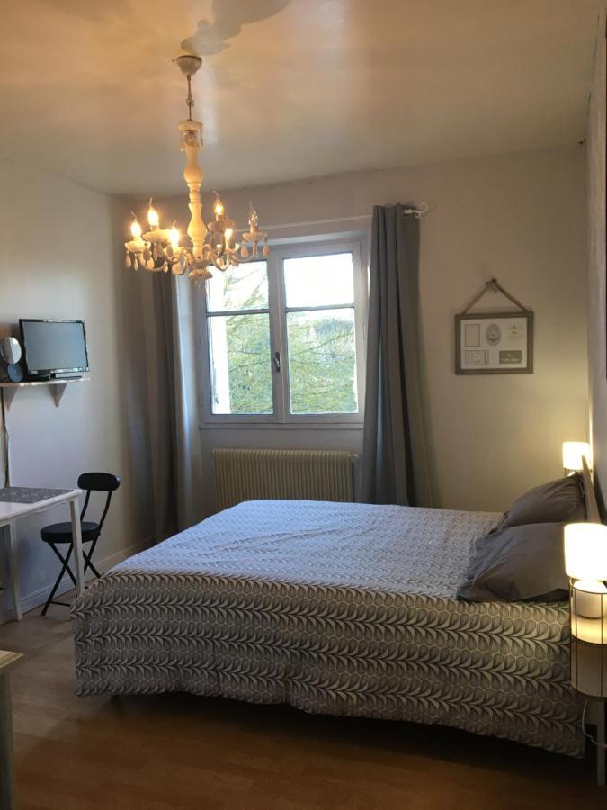Апартаменти Chambre A La Valette Sainte-Croix  Екстер'єр фото