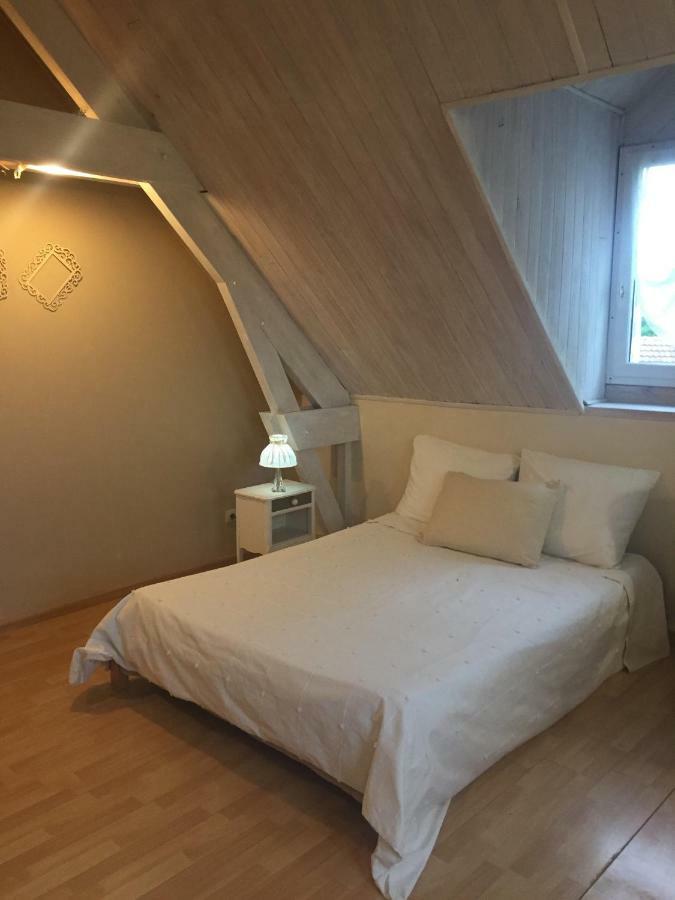 Апартаменти Chambre A La Valette Sainte-Croix  Екстер'єр фото